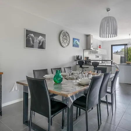 Maison 3 Avec Beau Jardin A 別荘 *