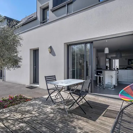 Сasa de vacaciones Maison 3 Avec Beau Jardin A *