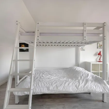 Maison 3 Avec Beau Jardin A