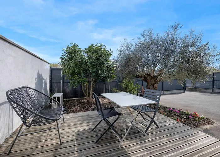 Maison 3 Avec Beau Jardin A 別荘 *